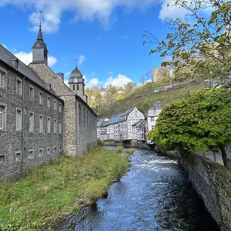 Silva-koerfer * Aquisgrà